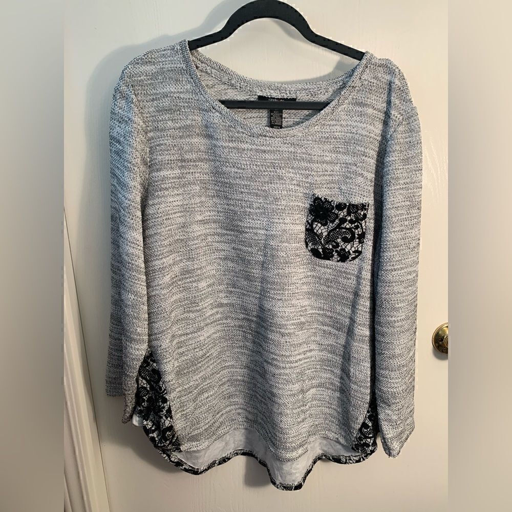 Style & Co EUC gray woven long sleeve with black lace back Size 3X